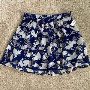 Old Navy Blue Flowy Skirt with Birds (Small)